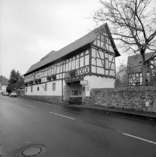 Schloss (Schloss / Amtshof); Burghaun, Schloßstraße 14, Schloßstraße 15