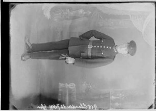 Schrader in Uniform