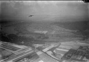 Dessau-Roßlau-Ziebigk, Flugzeug Junkers A 20 im Looping