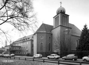 Kath. Salvatorkirche und Christophorus-Kinderkrankenhaus; Berlin, Tempelhof-Schöneberg