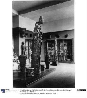 Ausstellungsraum Kamerun/Grasland von 1926