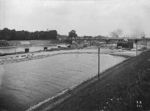 Bau der Drehbrücke Rendsburg/Nord-Ostsee-Kanal