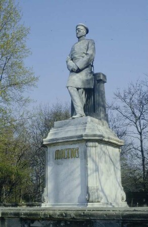 Generalfeldm. Graf v. Moltke, Denkmal