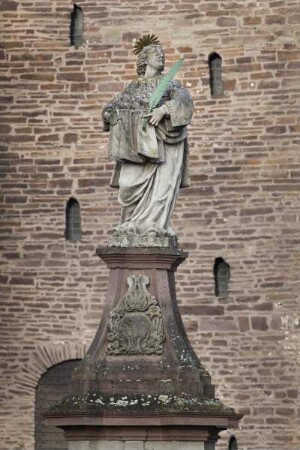 Portal am Westwerk — Portalfigur