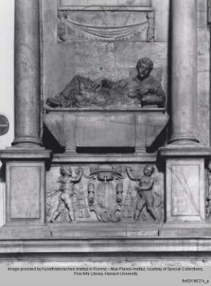 Monument für Marco, Francesco und Andrea Cornaro : Sarkophage mit Liegefiguren, Cornaro-Wappen