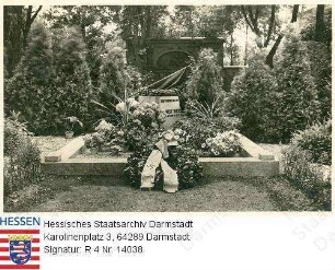 Wessel, Horst (1907-1930) / Grab Horst Wessels auf dem St. Nikolai-Friedhof in Berlin