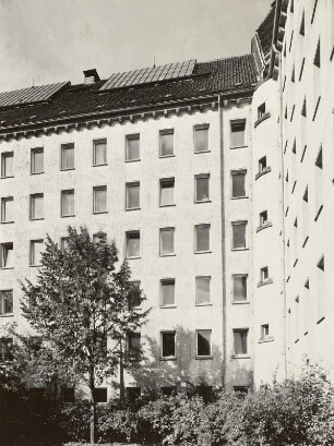 Münchner Platz, Helmholtzstraße