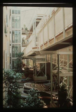 Diapositiv: Köpenicker Str. 190-193, 1989