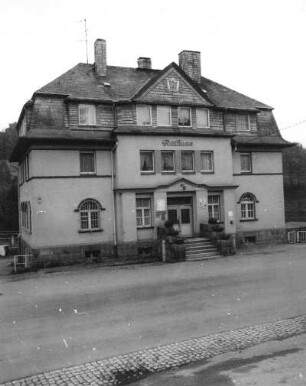 Affalter (Lößnitz-Affalter), Hauptstraße 33. Rathaus. Straßenansicht