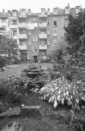 Hinterhofwettbewerb des städtischen Gartenbauamts zur Verbesserung und Begrünung von Innen- und Hinterhöfen