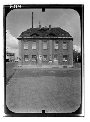 Brandenburg an der Havel, Neustädtischer Markt 30. Wohnhaus mit Anbau. Straßenfront (vom Molkemarkt)