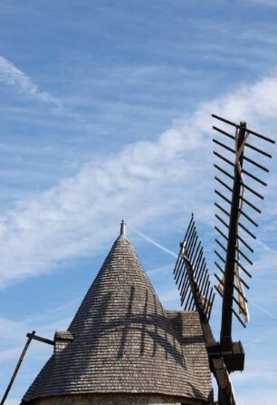 Frankreich. Pays de la Loire. Vendee. Mont des Alouettes. Windmühle