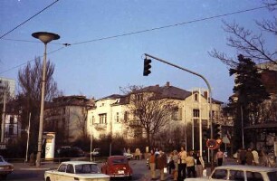 Freiburg: Abrissreife Häuser für Gewerbebankneubau, vom Bahnhofsplatz