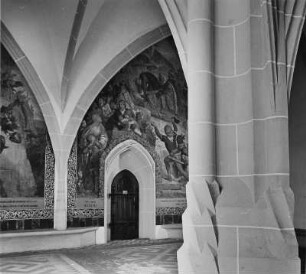 Großer Saal mit Wandgemälde "Einzug Konrads des Großen auf die Burg Meißen 1125"