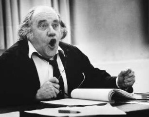 August Everding (1928-1999; Regisseur, Intendant). Dezember 1985 : Porträt August Everding