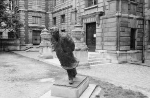 Paris : In Paris, Sartre