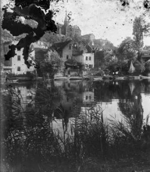 Weißenfels. Blick über die Saale auf Schloss und Stadt