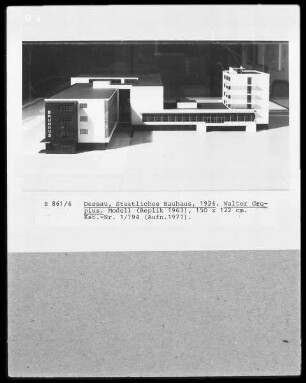 Modell des Bauhauses in Dessau