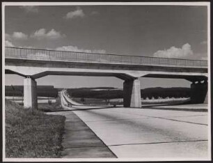 Autobahnbrücke auf der Strecke "Nürnberg-Bayreuth"