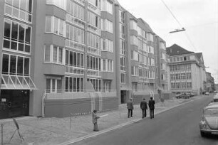 Wiederaufbau der Altstadt im Rahmen der Sanierung in dem von der Zähringerstraße, Kronenstraße, Markgrafenstraße und Adlerstraße begrenzten Quartier M 2