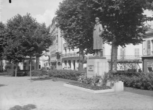 Denkmal für Albert Roi, Soldat