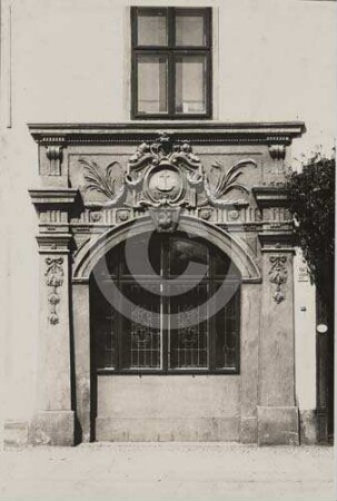 Portal eines Bürgerhauses am Ring in Reichenbach